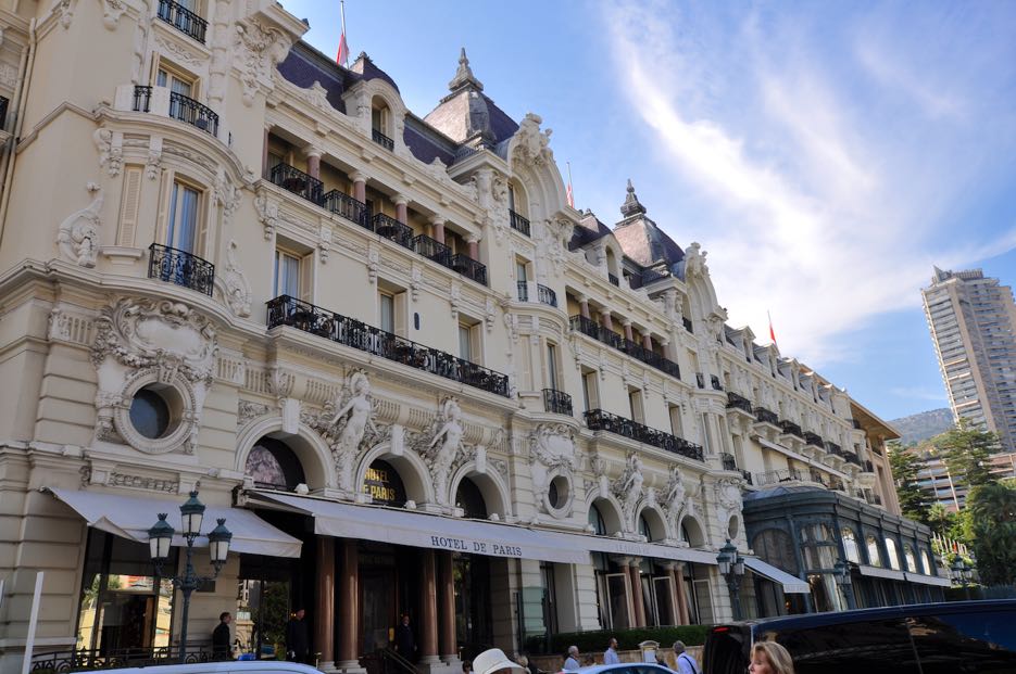 Das Hotel de Paris in Monaco: Wo der Luxus zuhause ist